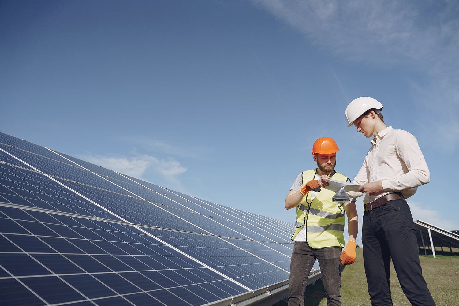 Outsourcing 101: A Guide for Solar Companies